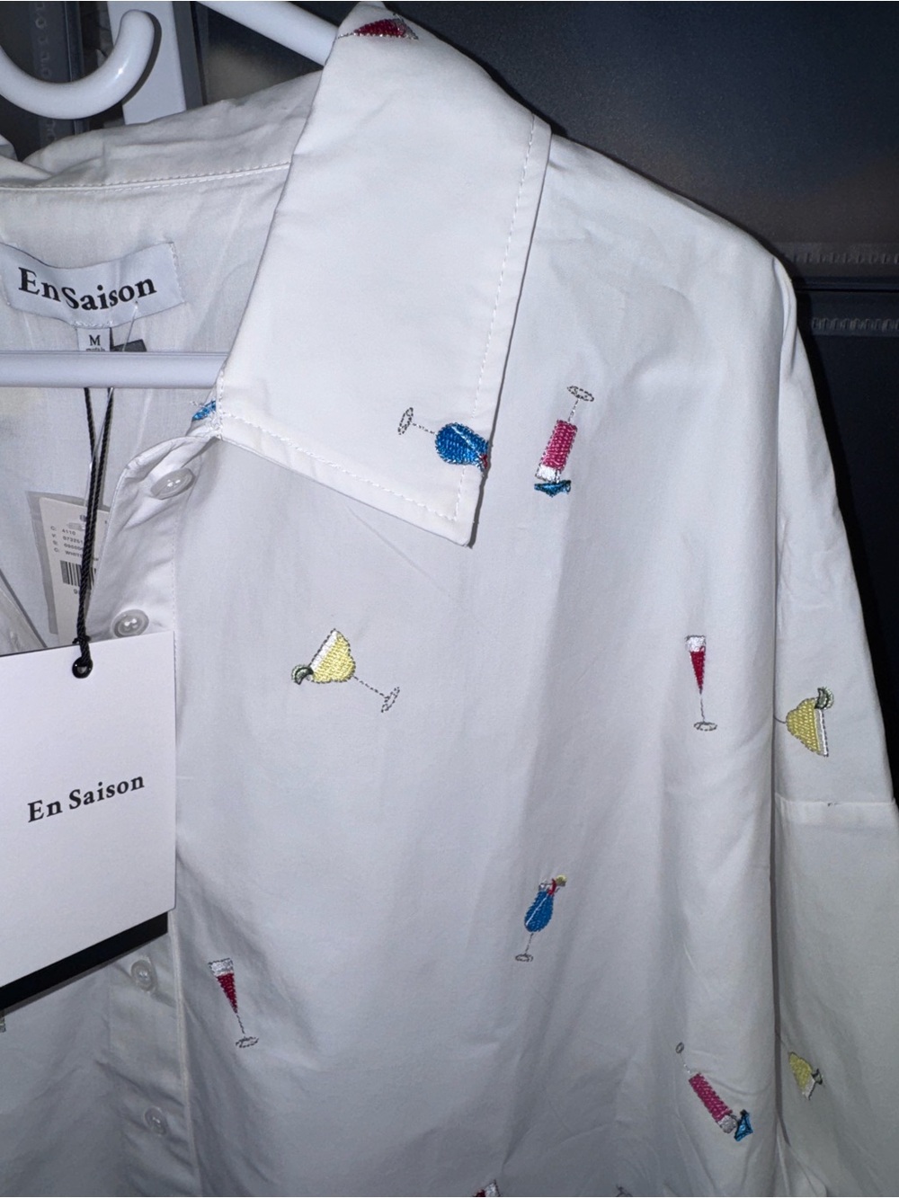 En Saison Nellie Buttondown Shirt from Anthropologie Cocktail Print Size M NWT - Picture 7 of 16